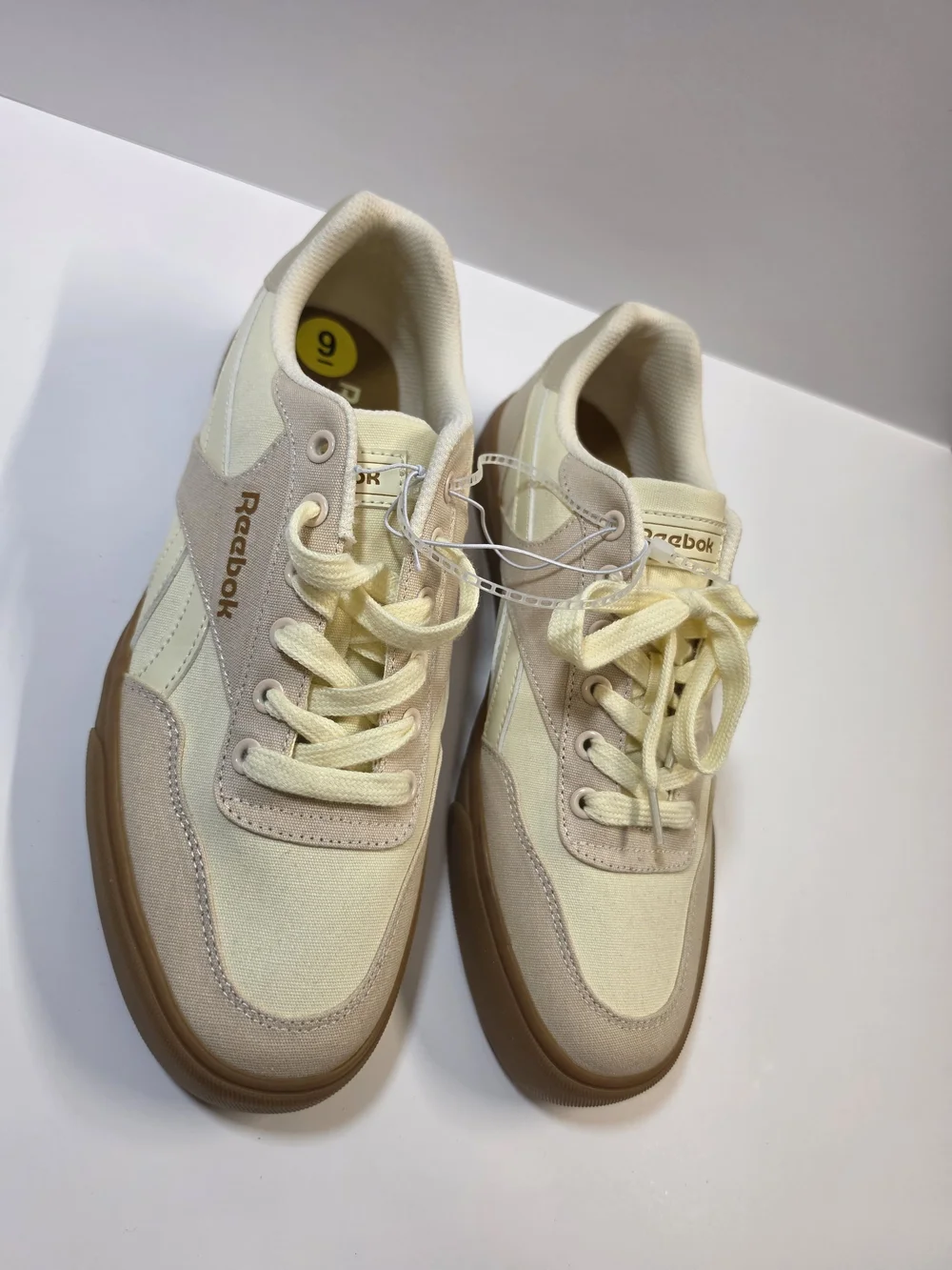 Reebok Club C Canvas Sneakers Beige Cream Gum Sole Men's Size 9 NEW